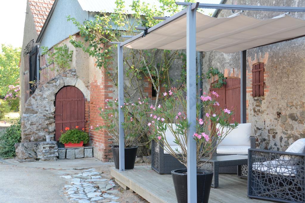 L'Aubinoise Bed & Breakfast Saint-Aubin-de-Luigne Exterior photo