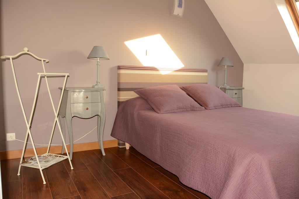 L'Aubinoise Bed & Breakfast Saint-Aubin-de-Luigne Room photo