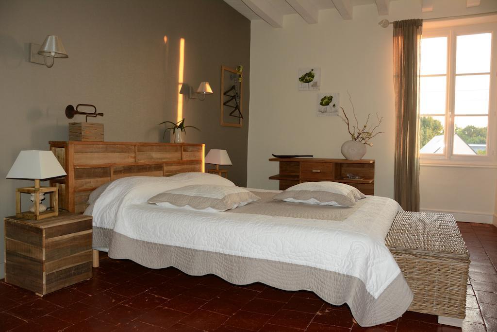 L'Aubinoise Bed & Breakfast Saint-Aubin-de-Luigne Room photo