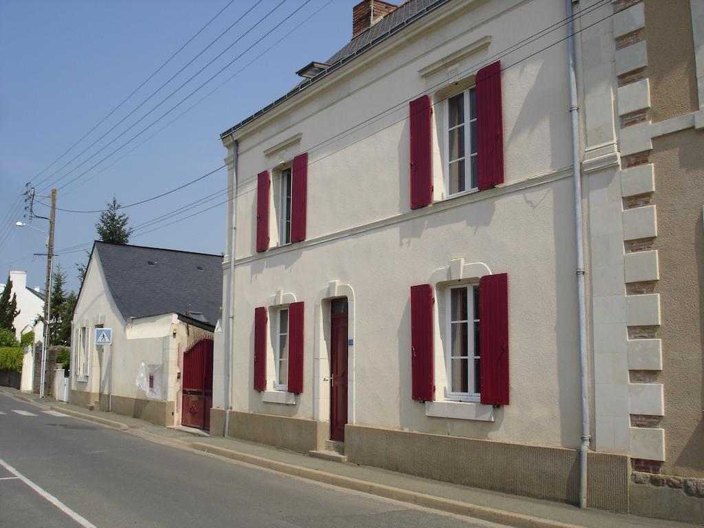 L'Aubinoise Bed & Breakfast Saint-Aubin-de-Luigne Exterior photo